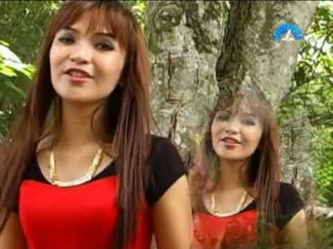 Ropi Hitam Manis & Adik Waniey - Kisoh Lamo Kito (Official Music Video)