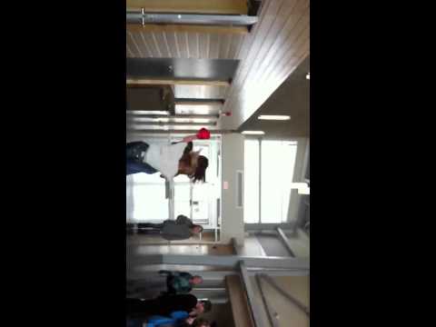 Lizzie vs Anna round 1