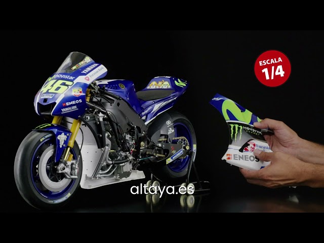 Vídeo relacionado con OPO 10 - Valentino Rossi Moto Grand Prix Prueba DE Invierno Escala 1/5 Casco Temporada 2015 Compatible con Yamaha YZR-M1 - CR043