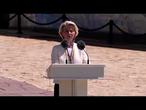 Video Thumbnail: EU seals deal with Ukraine for drone production