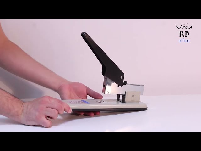 Vídeo relacionado con goldbuch 37 124 Carpeta de anillas Mein Game, tamaño 26 x 32 x 4 cm, cubierta de impresión artística, grapadora con mecanismo de 2 anillas, formato DIN A4, diseño de Mi Game, para niños y niñas