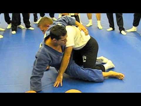 Saulo Ribeiro Teaches Turnover to Law Enforcement