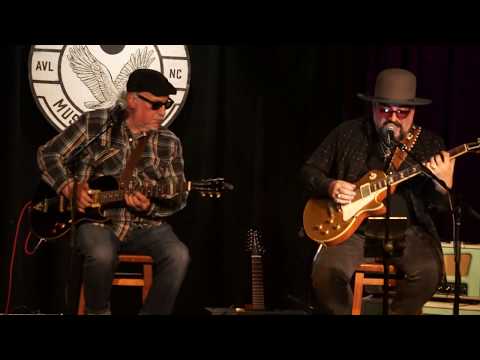 Jimmy Vivino & Bob Margolin @ The Grey Eagle: "20% Alcohol" (JB Hutto) (Partial)