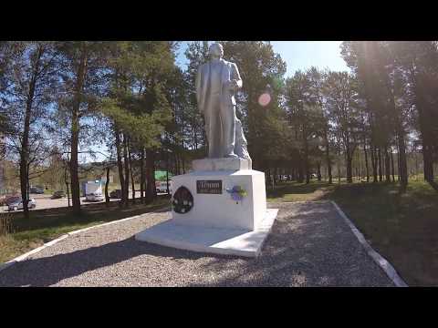 Statue of Lenin in Kandalaksha [CC]
