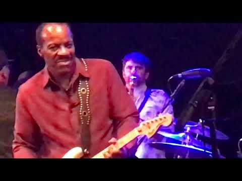 Mike Zito Earls Hideaway