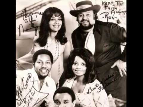 Thumbnail for FLASHBACK (Extended Intro) by The 5th Dimension featuring Miss Marilyn McCoo by Ron Townson