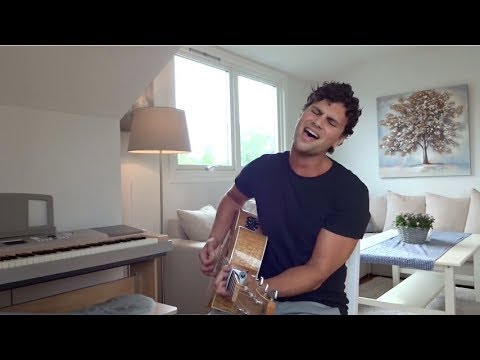 Girl On Fire - Alicia Keys (Sebastian James acoustic cover)