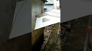 Download lagu Aksi rebutan layangan sultan di jalan sempit mp3