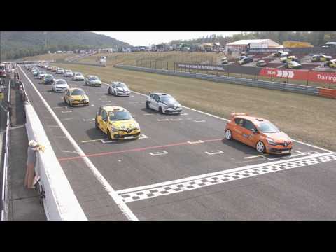 download lagu mp3 mp4 Clio Cup Europe, download lagu Clio Cup Europe gratis, unduh video klip Clio Cup Europe