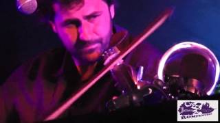 Espinosa de los Monteros - Diego Galaz y Mario Mayoral - Violín trompeta y percusión