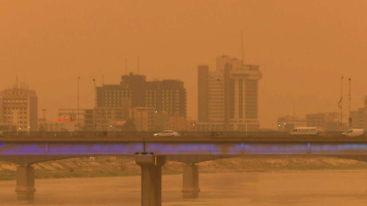 Video | Heavy sandstorm hits Iraqi capital | AFP