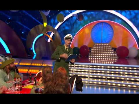 Dirk Bielefeldt als Polizist Holm bei Karnevalissimo 2015