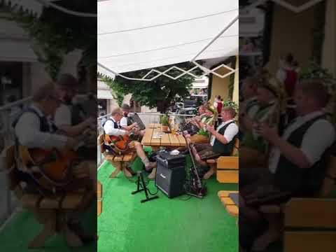 Salzachtal Quintett - Auf der Autobahn   (V. & S. Avsenik)