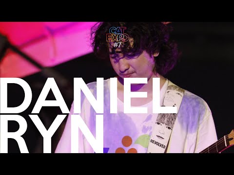 DANIEL RYN @CAT EXPO 7