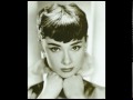 Audrey Hepburn- La vie en rose 