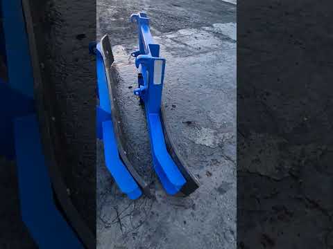 Yard Scrapers - Image 2