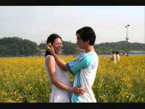 Thể hiện bởi Hoàng Lan