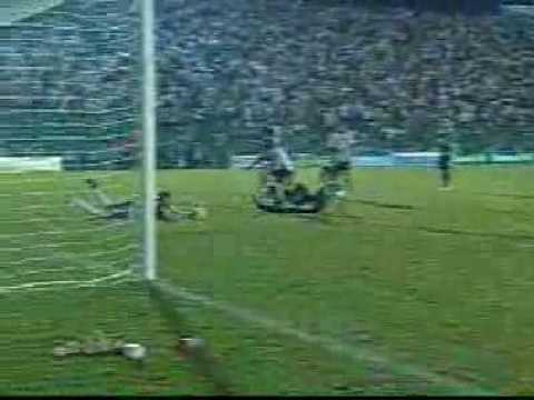 Assista aos gols de Figueirense 3 x 0 Metropolitano