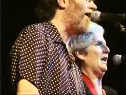 Videoclip de Sento Il Fischio Del Vapore — Francesco De Gregori