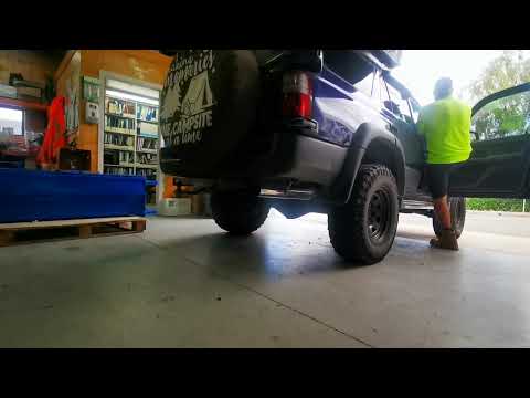 3" Stainless steel ppd performance on a Toyota Hilux Surf 1kz.