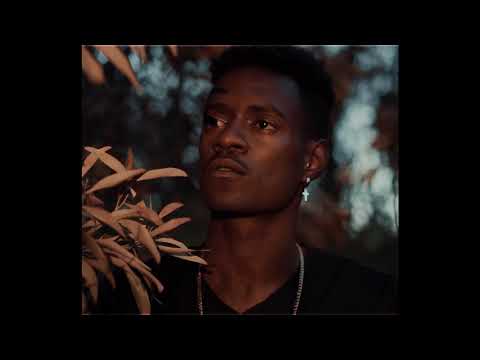 Niiko - Suraya (Official Video)