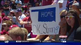 preview picture of video 'Sooners Stomp Texas In Women's College World Series'