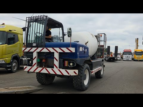 Dieci video miniatura