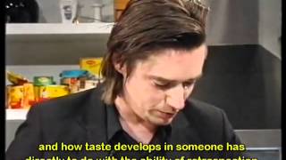 Blixa Bargeld is cooking risotto