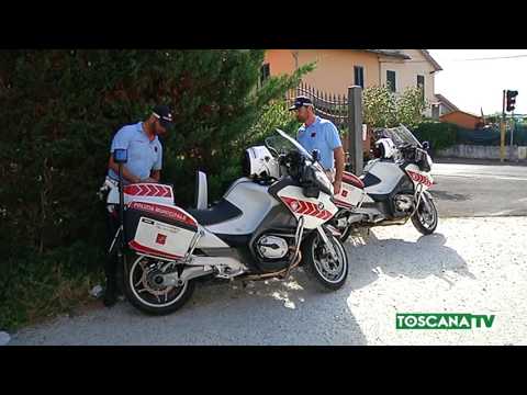 2017-08-03 PRATO - MAGAZZINO PANINARO TRA VERMI, TOPI E CIBO MARCIO