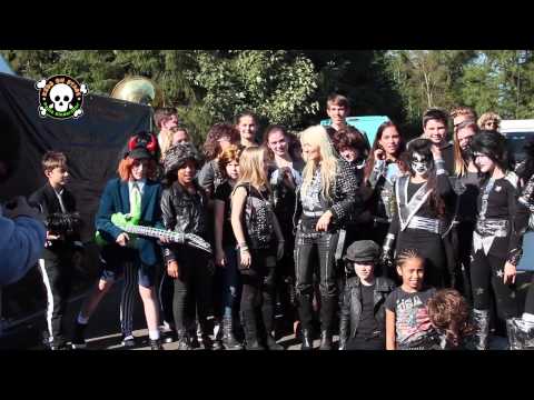 KIDS ON STAGE in Wacken 2014 Backstage