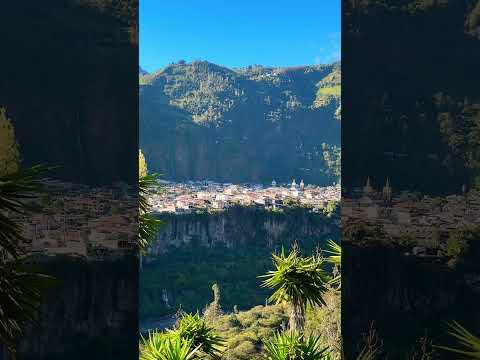 На велосипеде по городу Баньос (1800м) возле действующего вулкана Тунгурауа (5023м) . Эквадор.