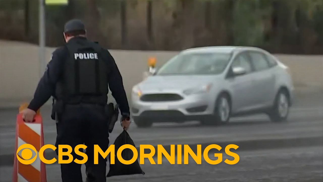 Flash floods slam southwest U.S.