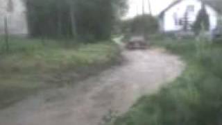 preview picture of video 'Off road opolskie - Jeep Cherokee XJ off road - in water'