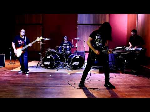 Rodrigo Flausino - "Pointless Race" (Official Music Video 2014)