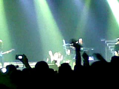 LAURA PAUSINI - La Solitudine  -    Torino 5 Marzo  2009