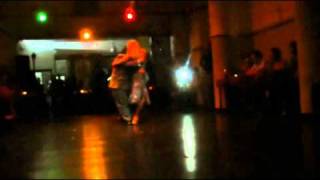 ALEJANDRA MANTIÑAN Y AONIKEN QUIROGA BUJAN EN EL SOHO TANGO 01/04