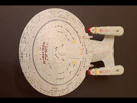 Eaglemoss Hero Collector Unboxing - Star Trek USS Enterprise NCC-1701-D Special Issue Display Box