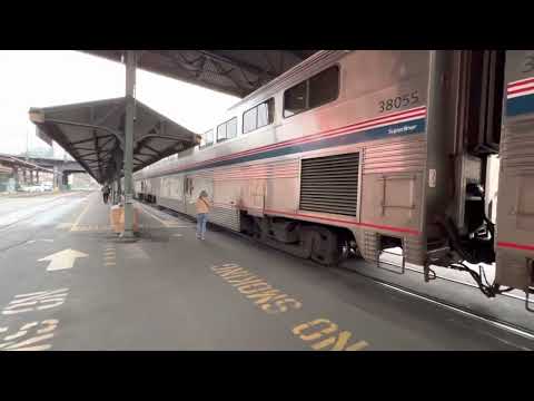 Amtrak’s Coast Starlight at Portland (Oregon) Union Station & Inside the Station!