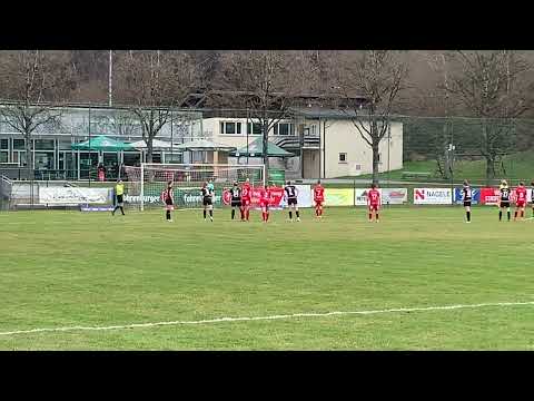 RW Rankweil Spielerin Laura Wagner verschießt Handelfer gegen Wr. Sportclub