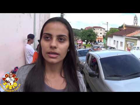 Thais reclama sobre a emissão da carteira de trabalho no Pat de Juquitiba
