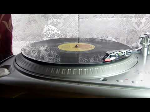 Cornell Campbell - Jah Jah Me No Born Yah (Attack)