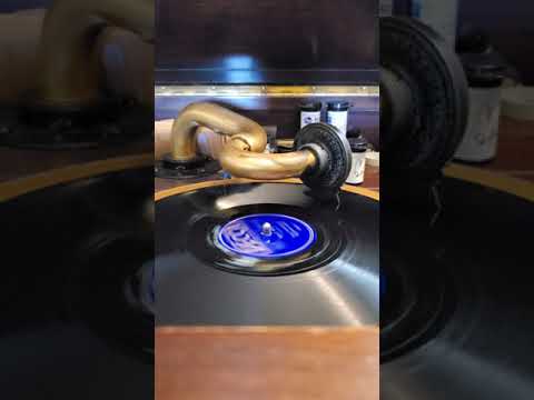 Heat Wave - Paul Whiteman's Bouncing Brass  Decca Records #2697