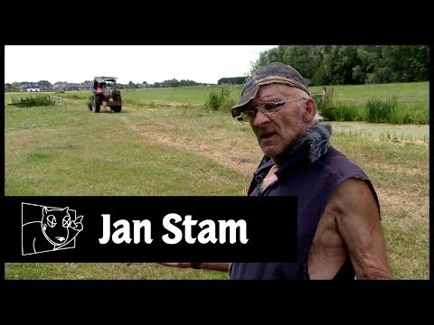 Opnieuw op bezoek bij Jan Stam! | Man bijt hond