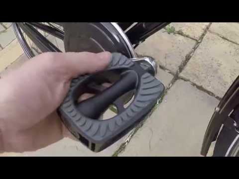 Dutchie Dapper Bike Close Up - Pashley alternative