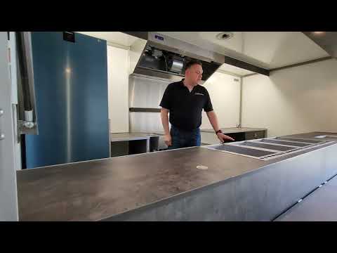 Innenausbau fast fertig - Neue Einbauten und Sonderwünsche im Detail - Food Truck Bautagebuch F4