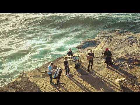 Cities Rise And Empires Fall - Citizen of the World