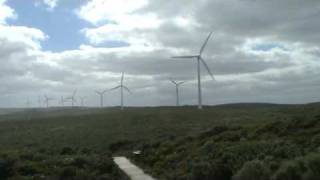 preview picture of video 'Bibulmun Track past Albany Wind Farm'