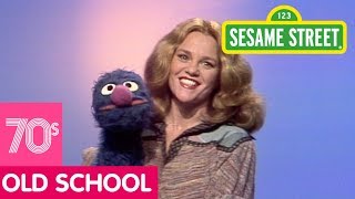 Sesame Street: Madeline Kahn and Grover Sing After Me