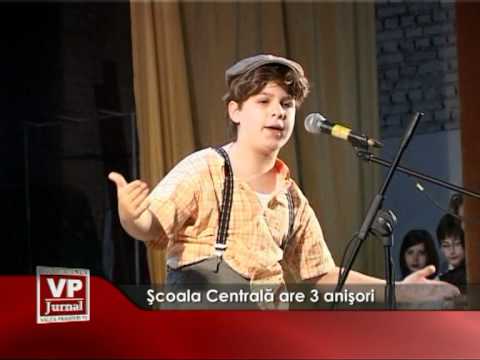 Şcoala Centrală are 3 anişori