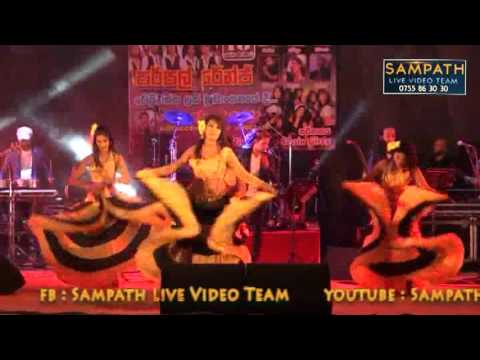 Adarayata hitha ridena idunil andramanna live song